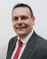Profile image for Councillor Steven Phillips